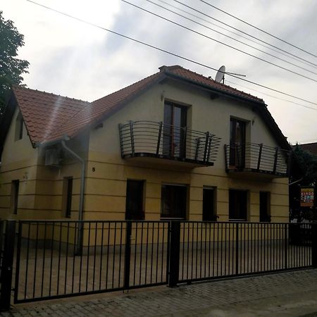 Ferienwohnung Frank Apartmanhaz Balatonboglár Exterior foto